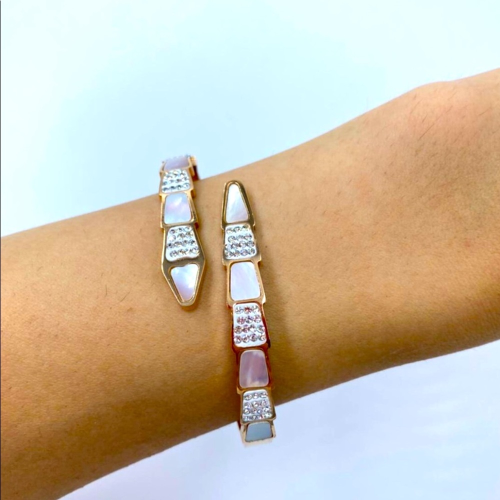 Snake Bracelet with Mother of Pearl Detail